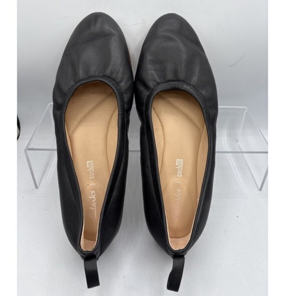 Clarks Mia Womens Black Leather Ballet Flats Sz 7.5 M Cushion Plus Grace Slip On - Picture 2 of 9